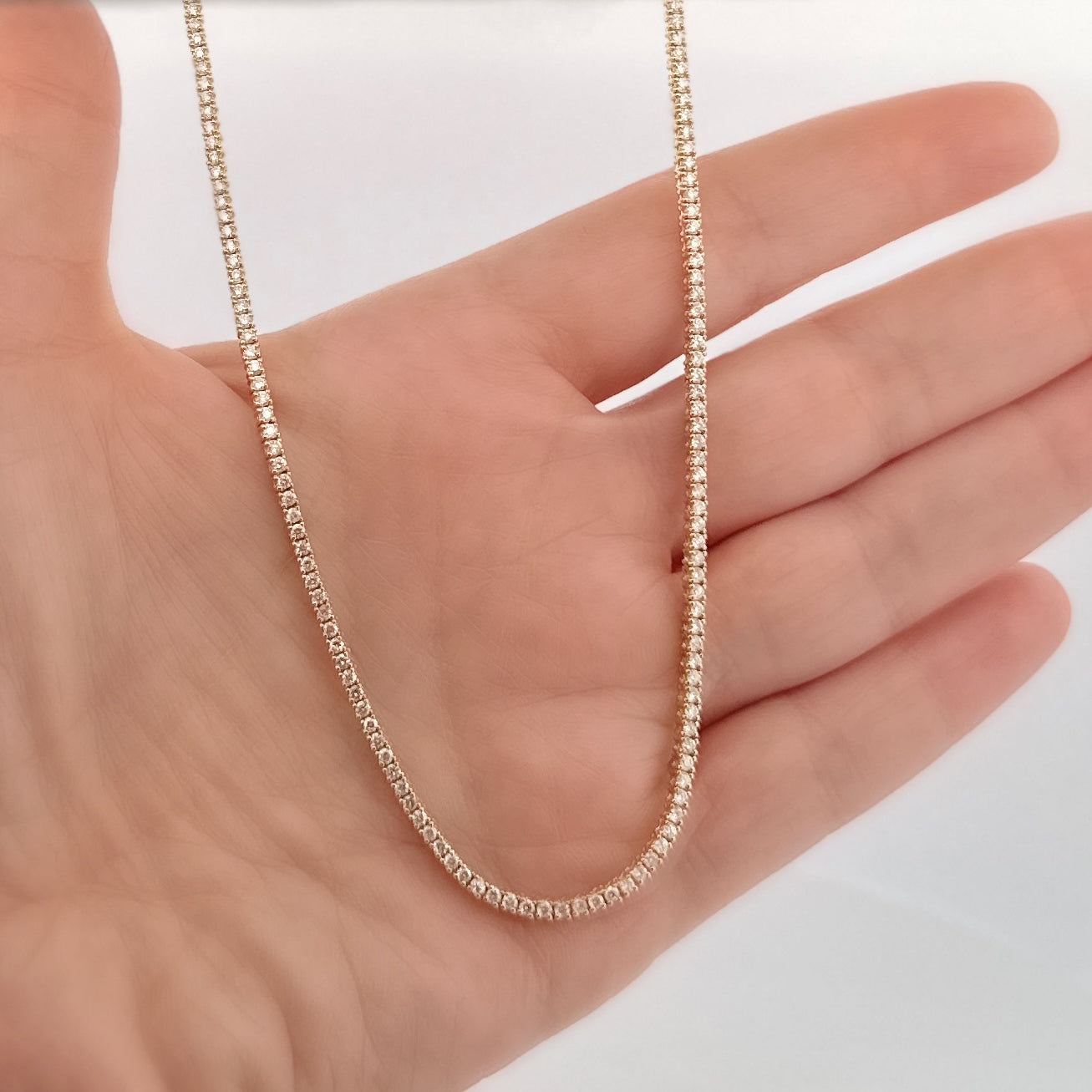 Gargantilla de ORO amarillo con Diamantes 4 ct