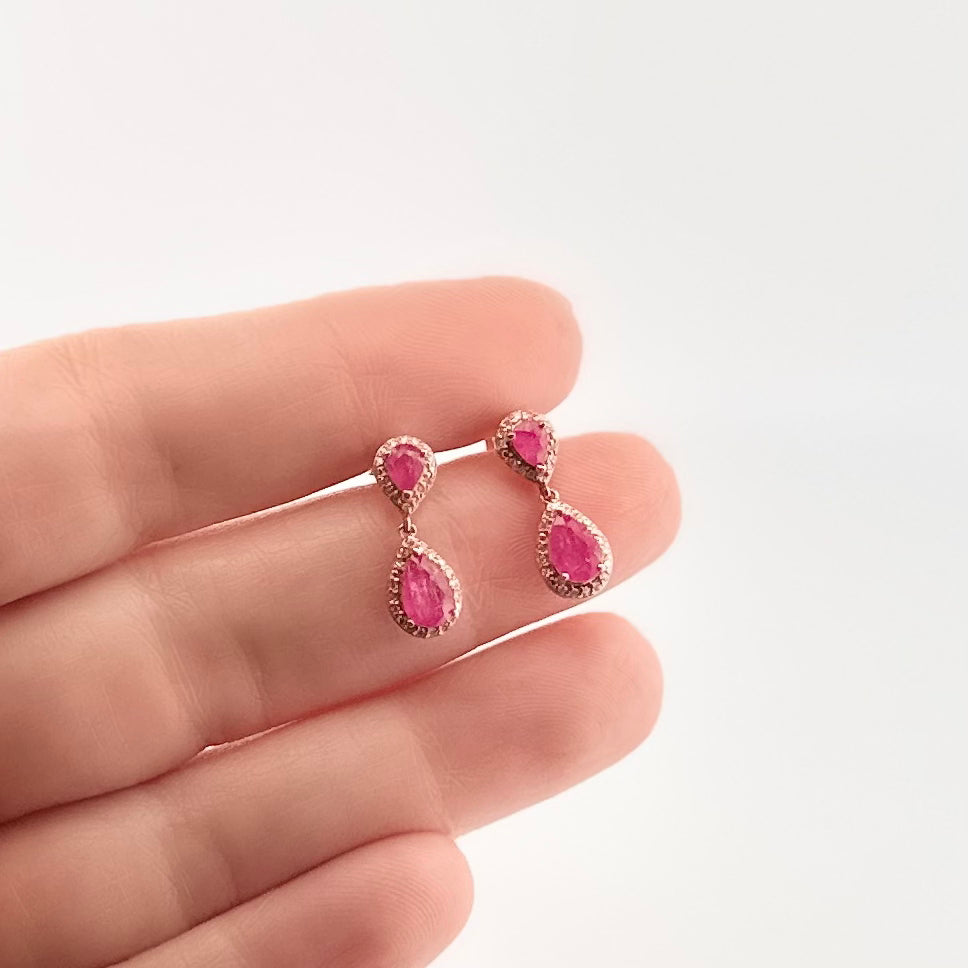 Aretes de ORO con Rubies y Diamantes $425 dlls