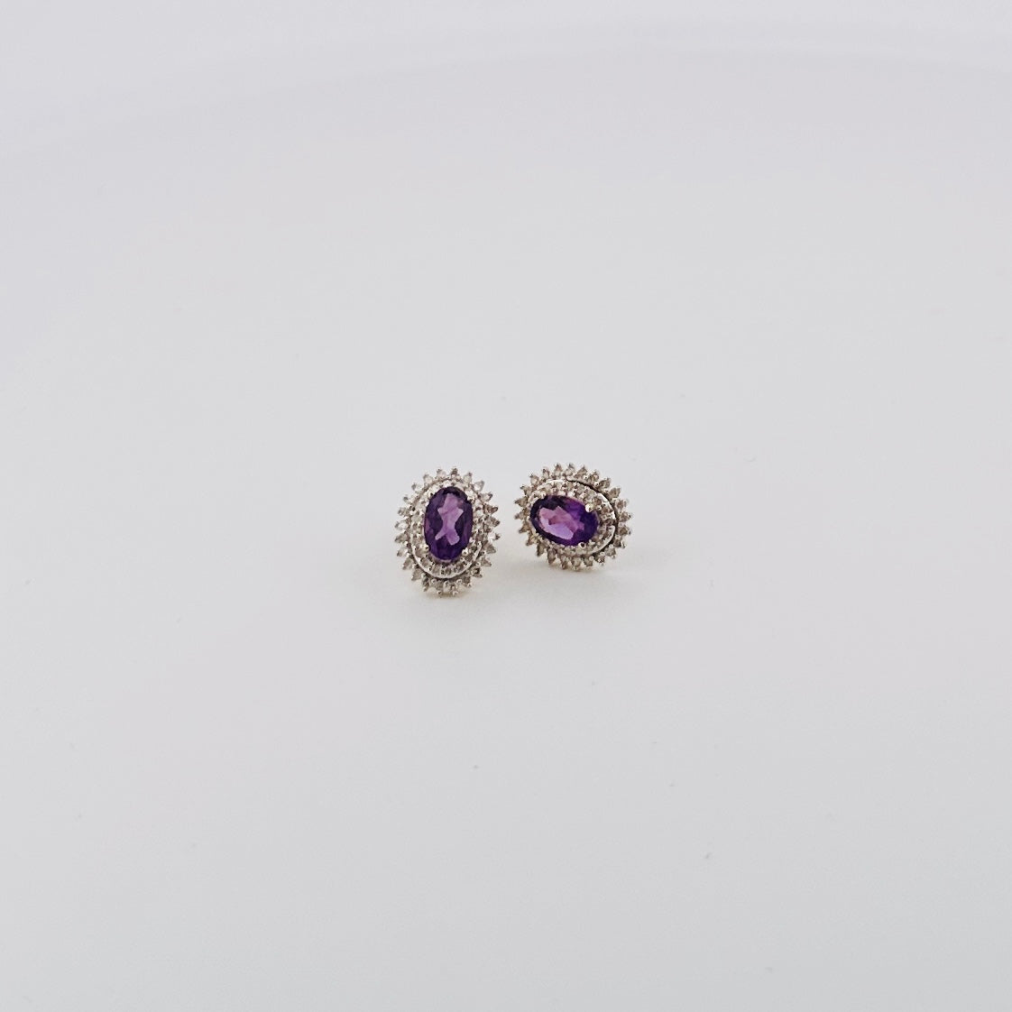 Aretes de ORO con Amatista y Diamantes $380 dlls