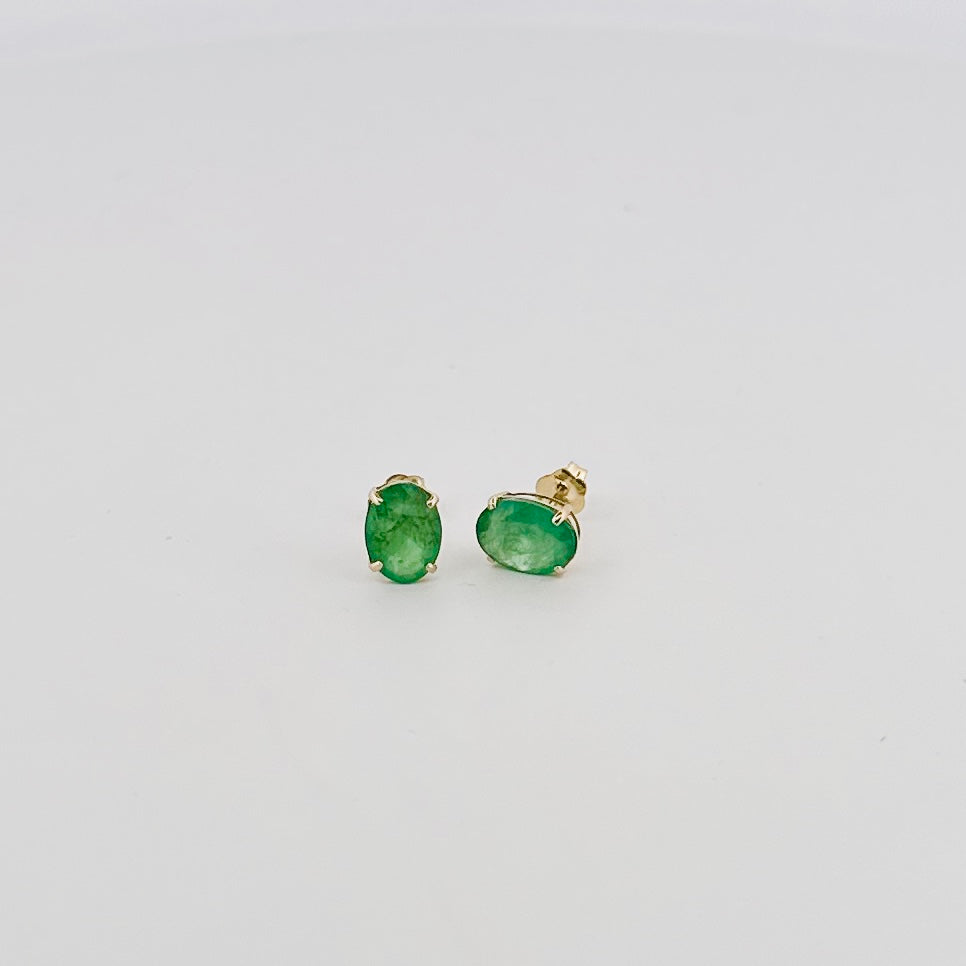Aretes de ORO ovalados de Esmeralda $250 dlls