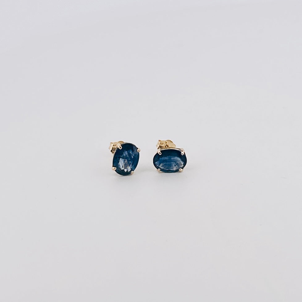 Aretes de ORO ovalados de Zafiro $250 dlls