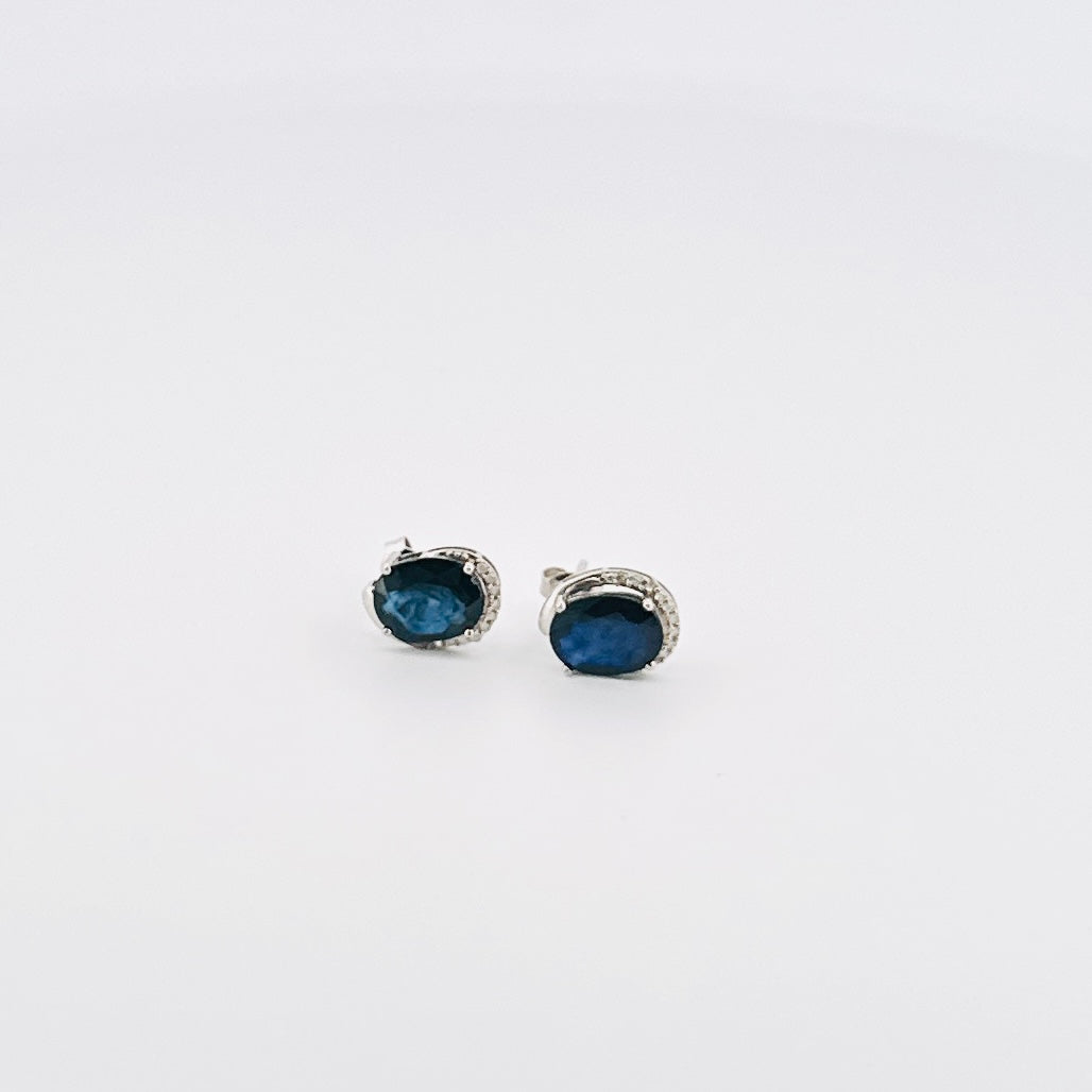 Aretes de ORO de ZAFIRO con Diamantes $490 dlls