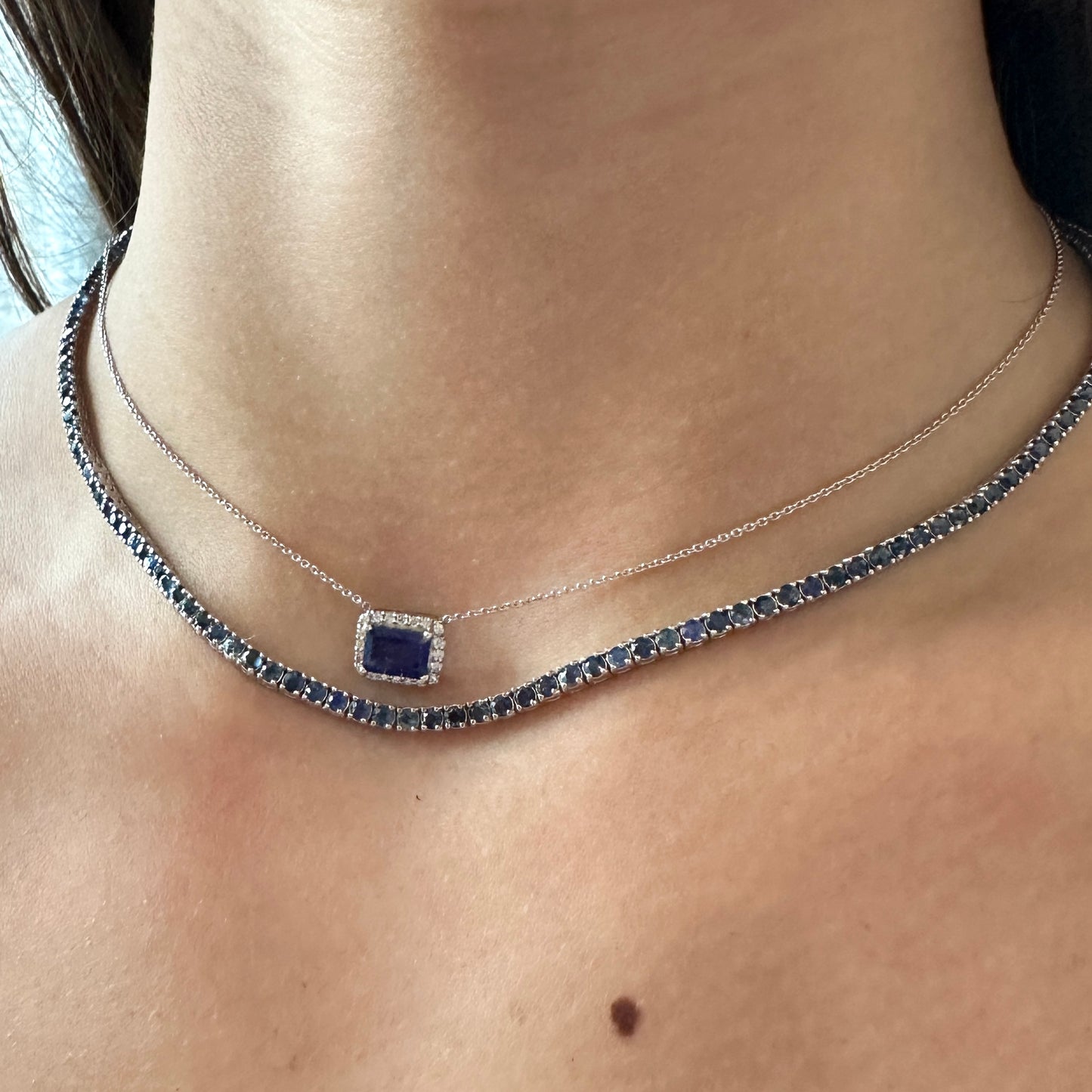 Cadenita de ORO con Zafiro y Diamantes