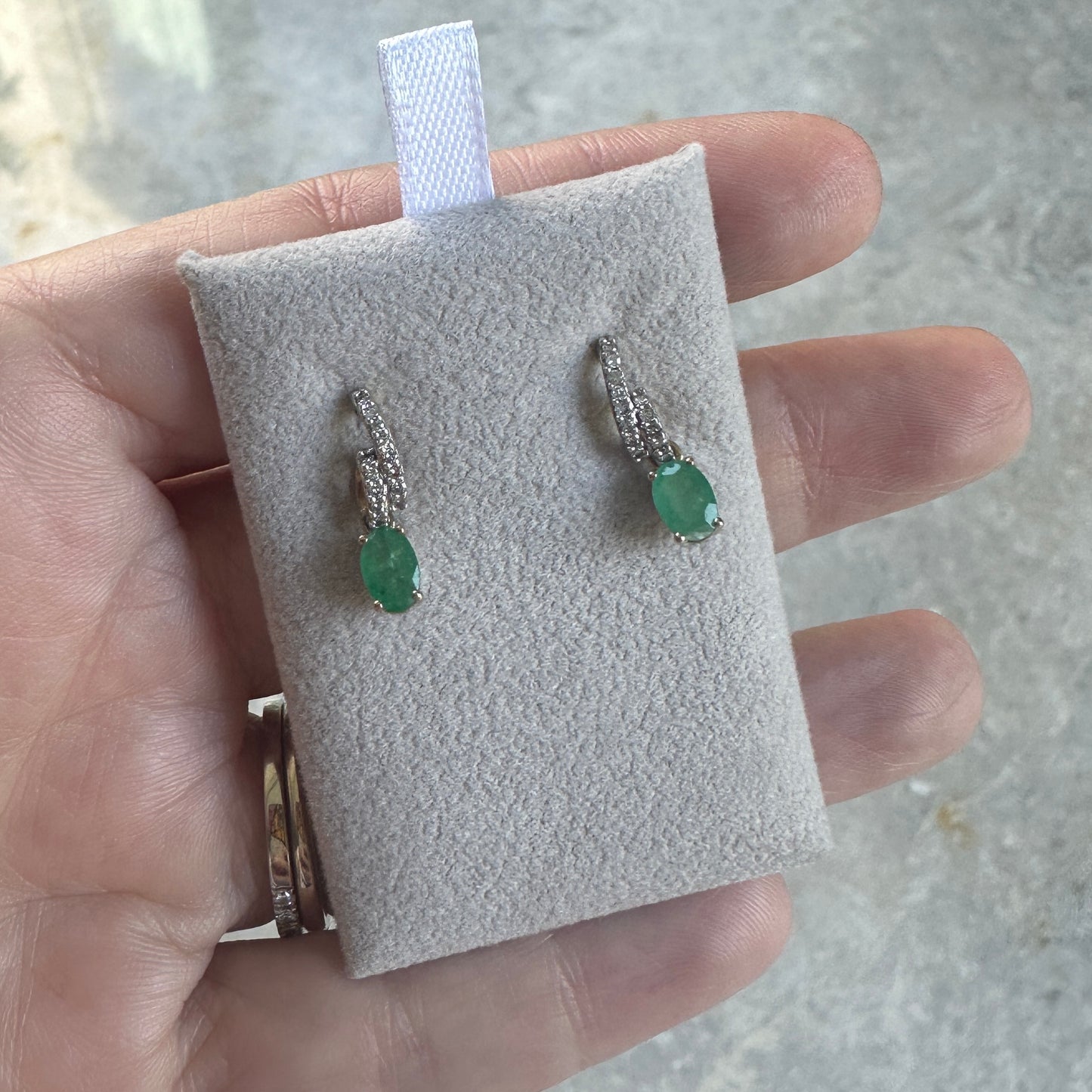Aretes de ORO con Esmeraldas y Diamantes $380 dlls