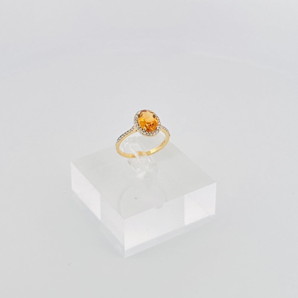 Anillo de ORO con Citrina y Diamantes