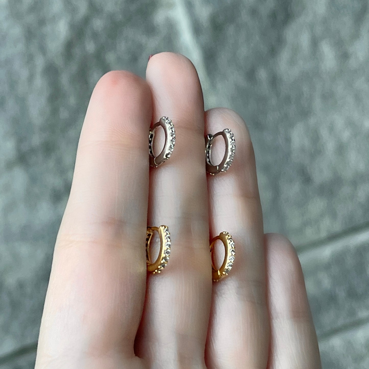 Arracadas MINI de plata con ZIRCONIAS