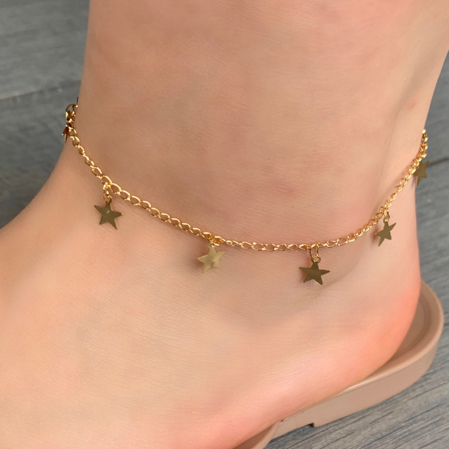 Tobillera con ESTRELLITAS