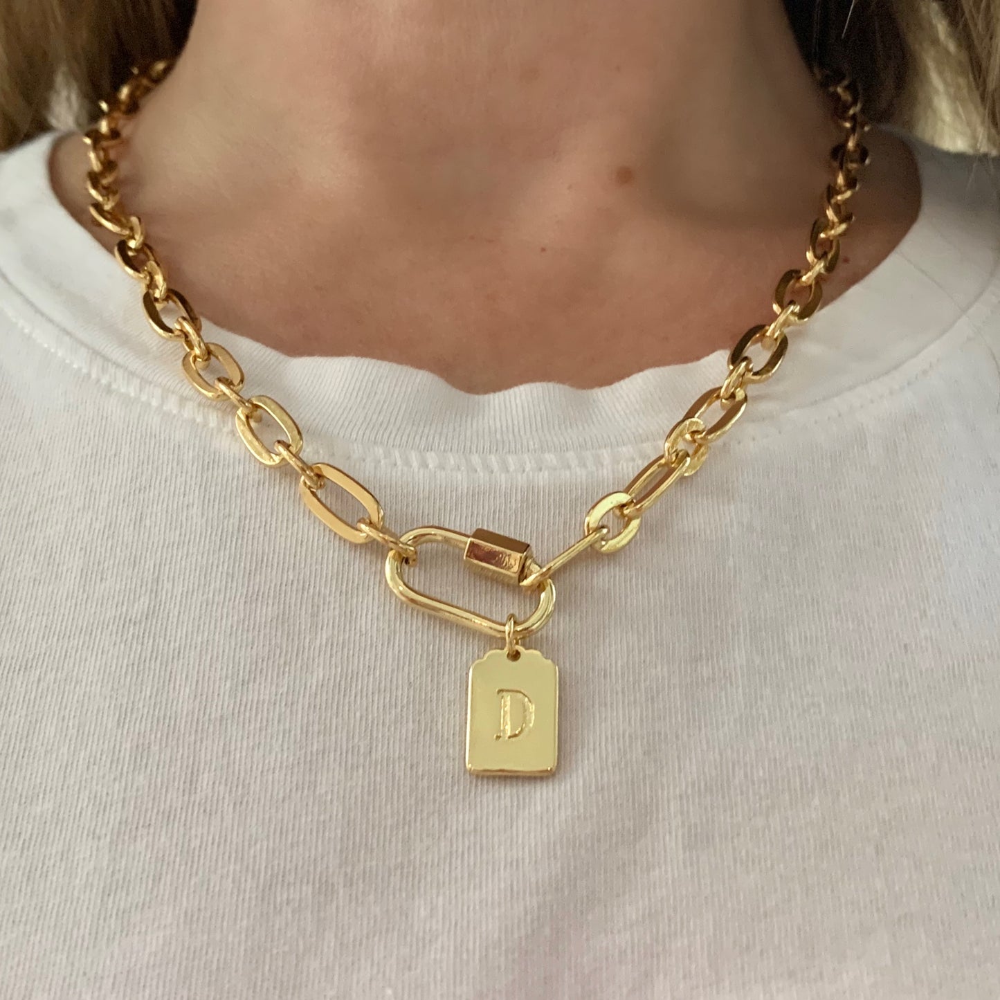 Cadena DORADA con INICIAL y CANDADO