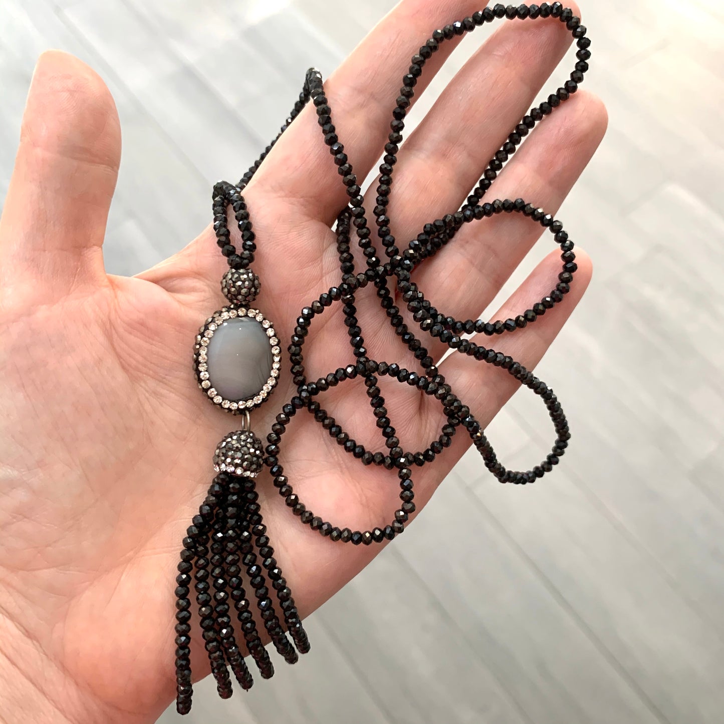Collar LARGO con dije de TASSEL