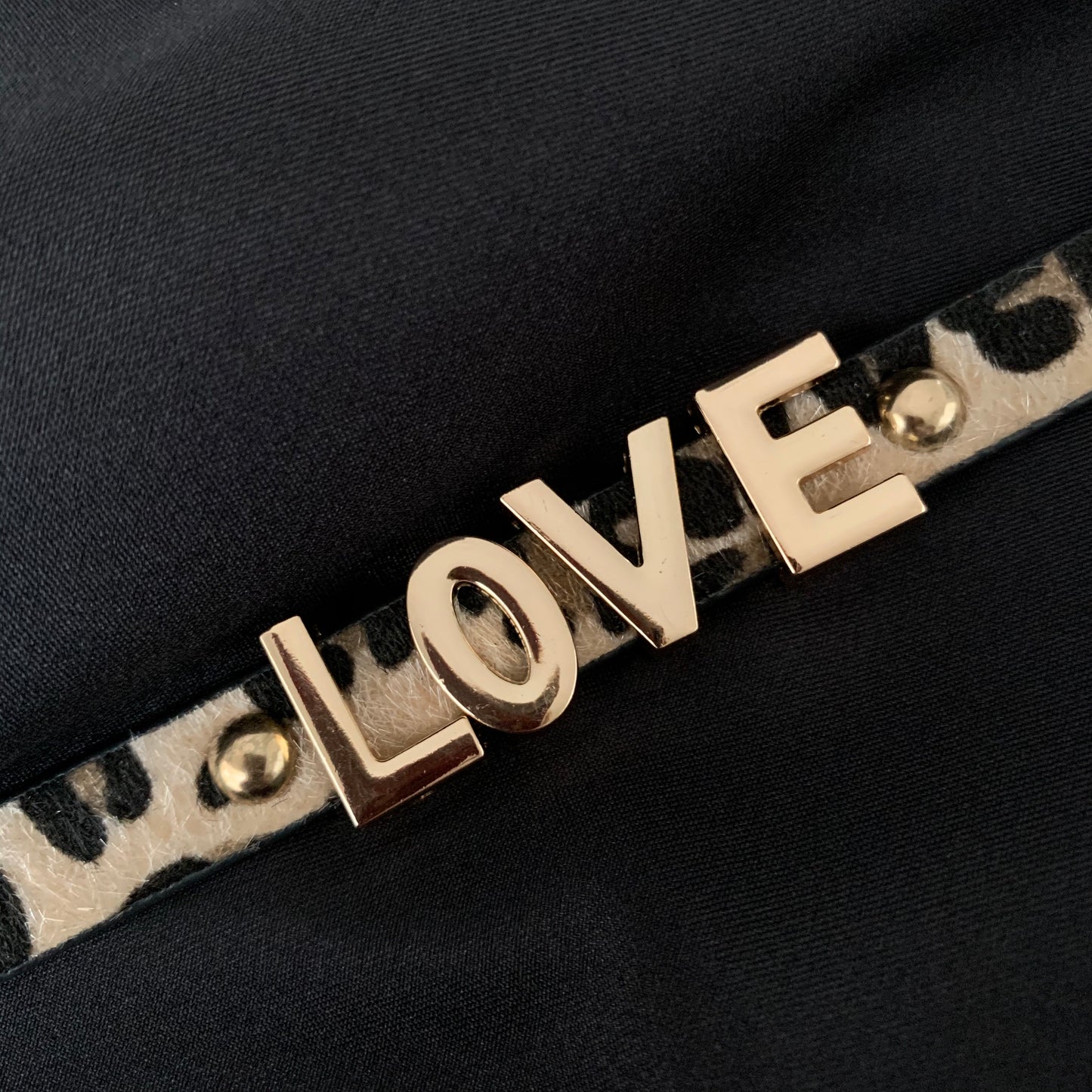 Pulsera LOVE de PIEL