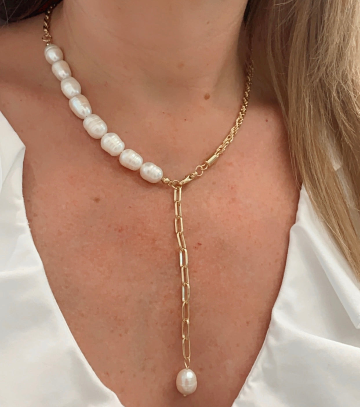 Collar lariat de baño de oro con PERLAS