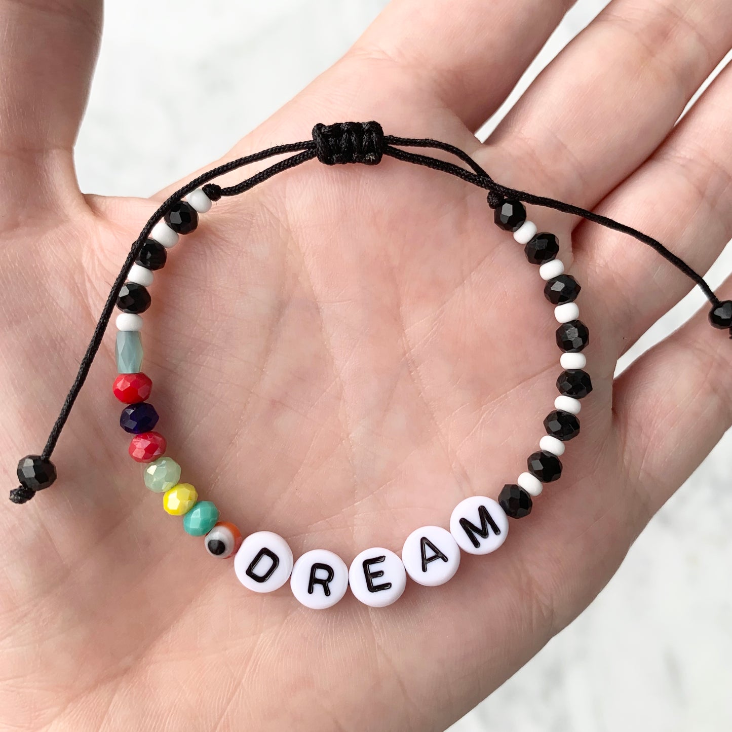 Pulseras AJUSTABLES de LOVE y DREAM