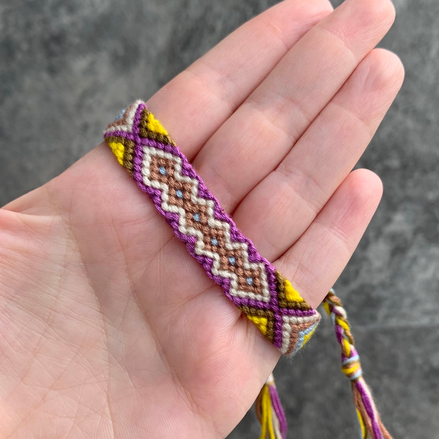 Pulseras TEJIDAS de COLORES
