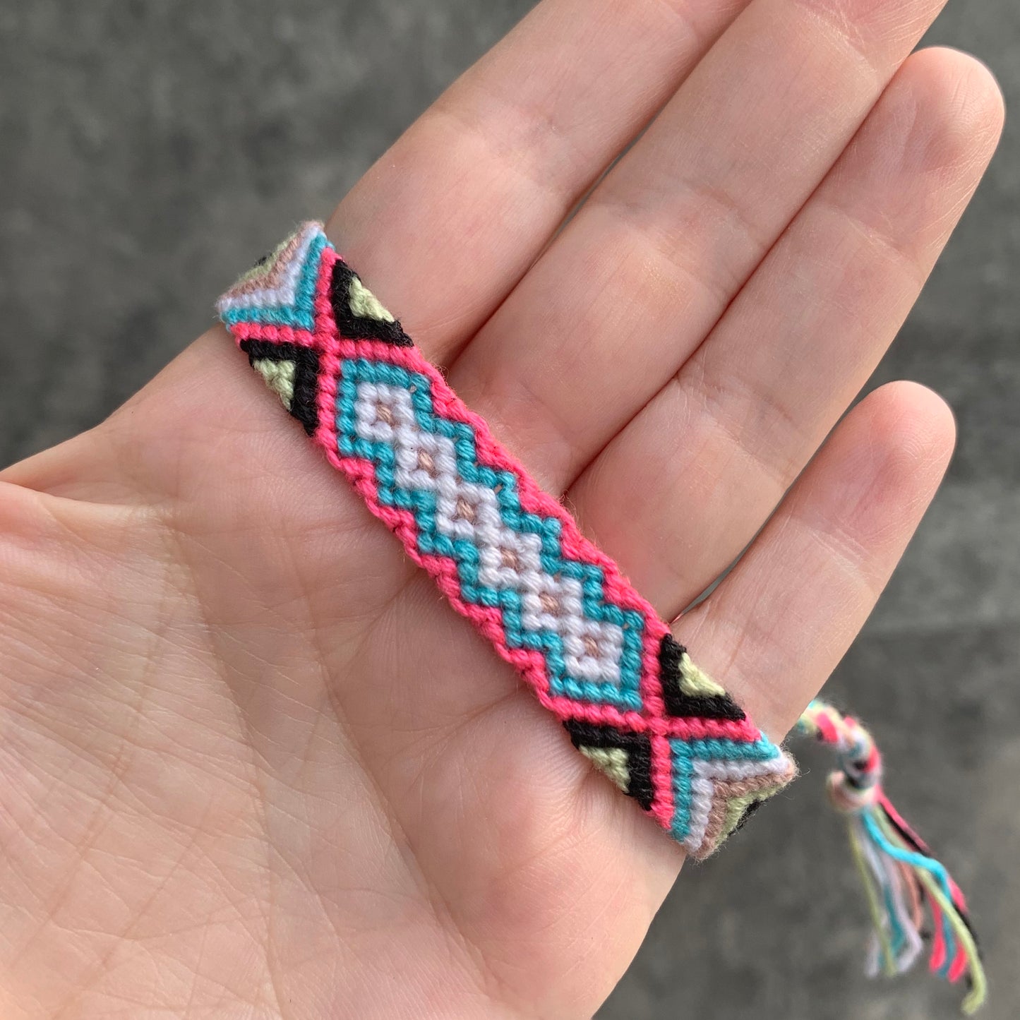 Pulseras TEJIDAS de COLORES