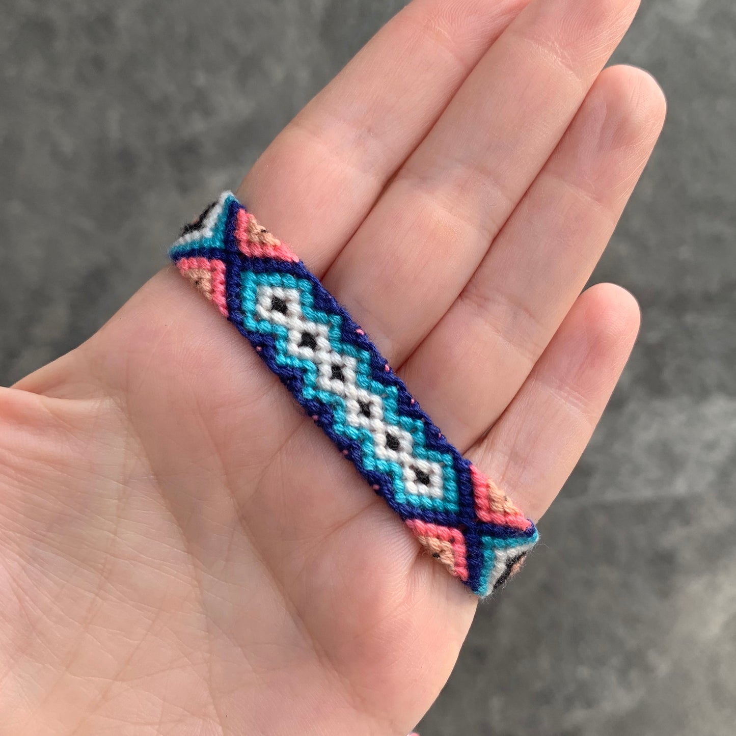 Pulseras TEJIDAS de COLORES