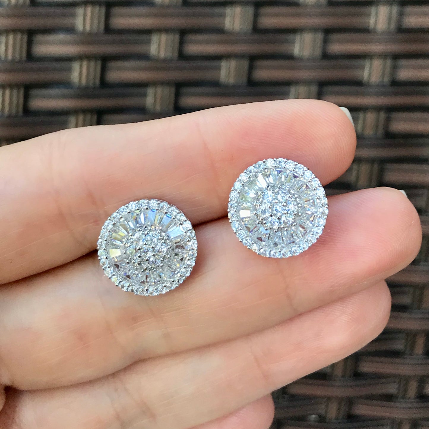 Aretes de rodio de CIRCULO con ZIRCONIAS