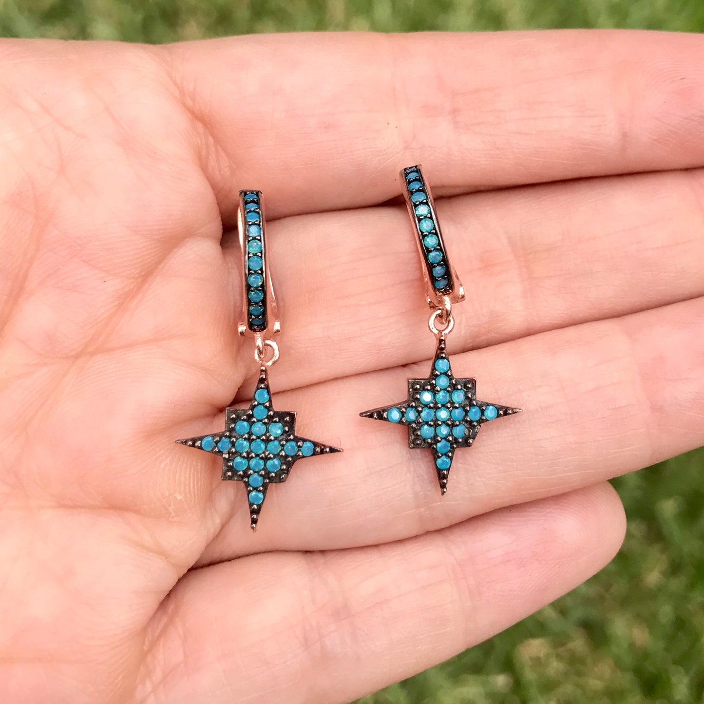 Arete arracada de plata con ESTRELLA con piedras TURQUESAS