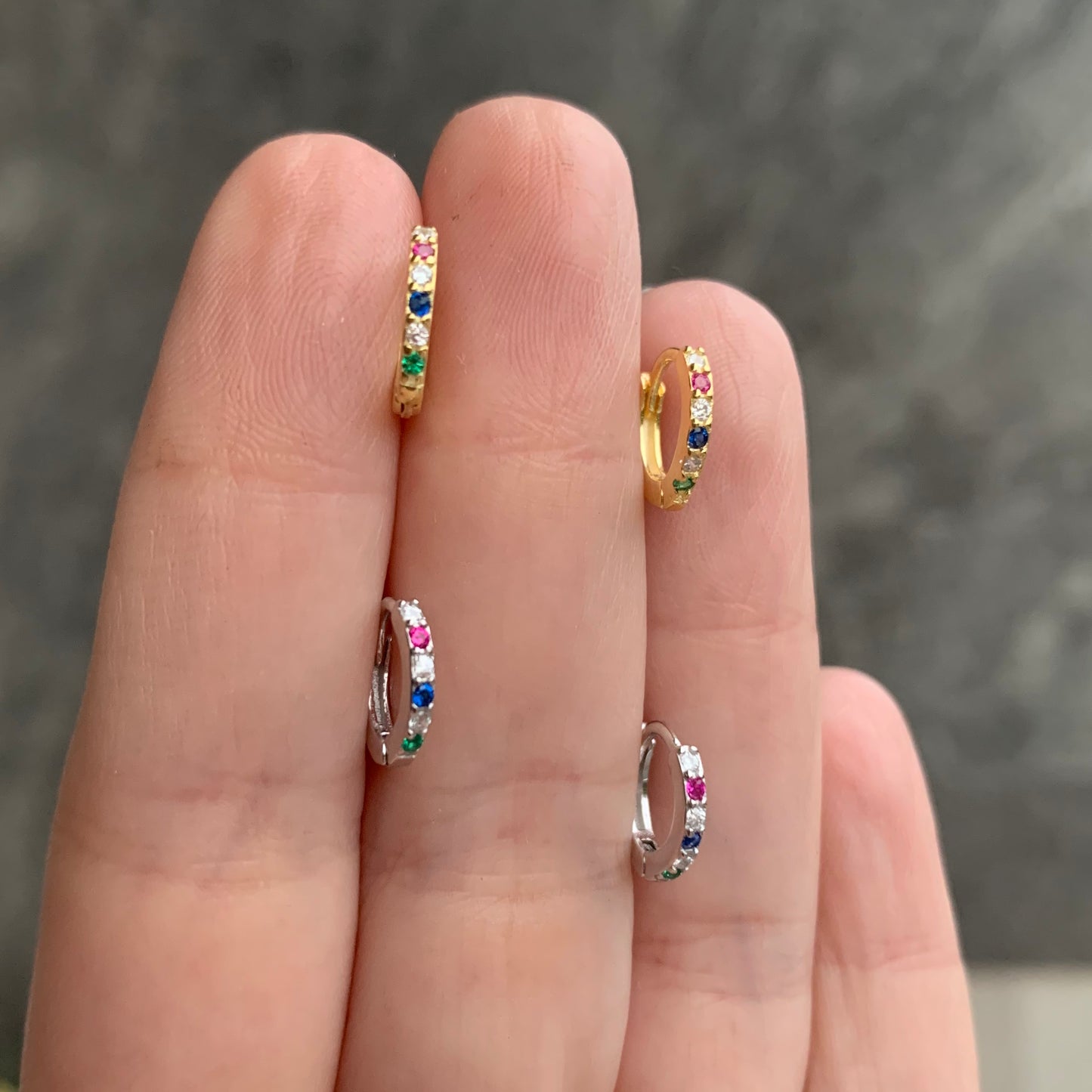 Mini arracadas de plata con ZIRCONIAS de COLORES