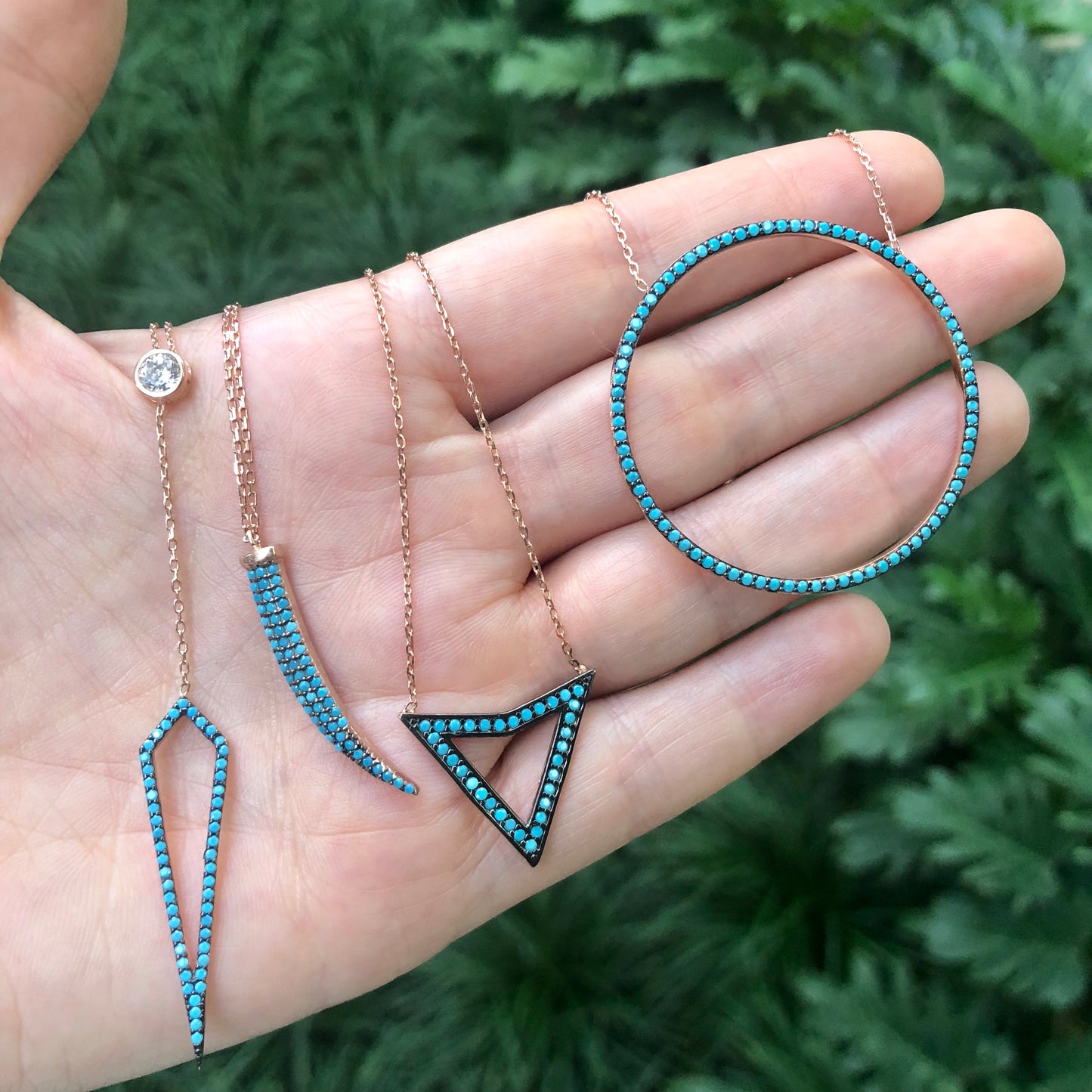 Cadenitas de plata con dijes de piedra TURQUESA