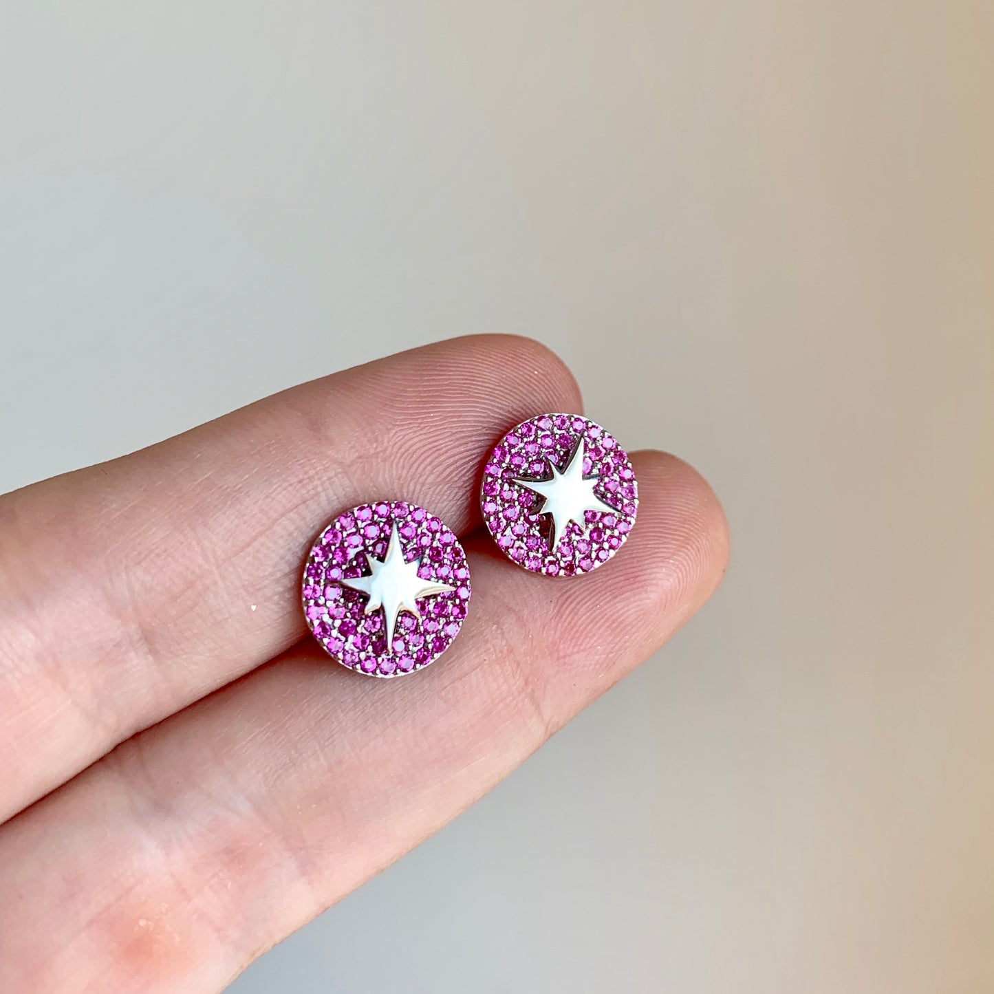 Aretes de CIRCULO cubierto con ZIRCONIAS y con ESTRELLA