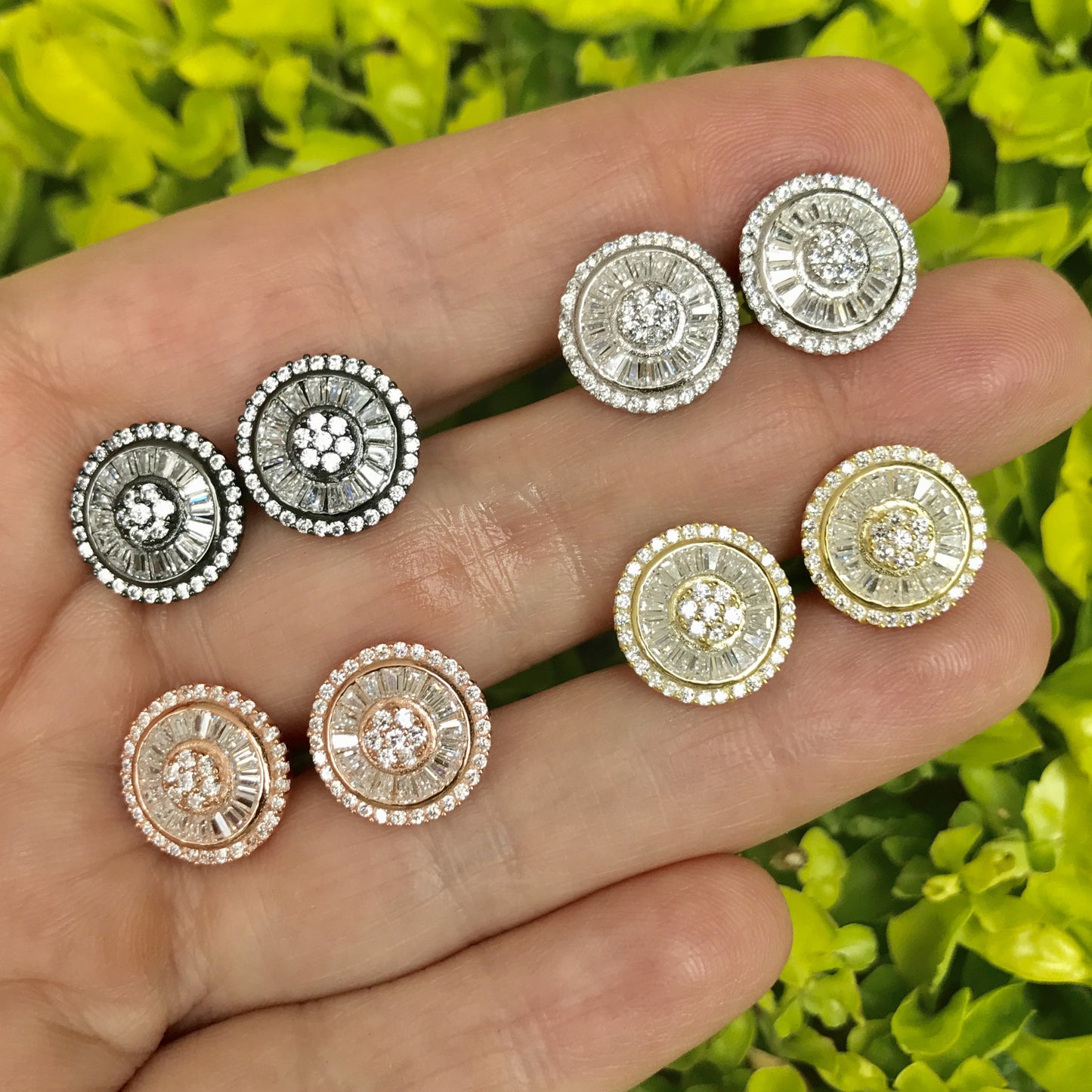 Arete (Broquel) de plata de CIRCULO con BAGUETTES