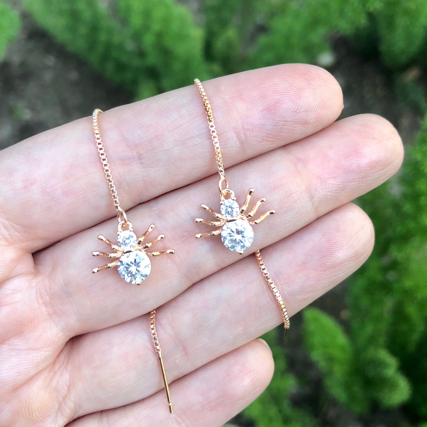 Aretes LARGOS con CADENITA y ARAÑA con ZIRCONIAS