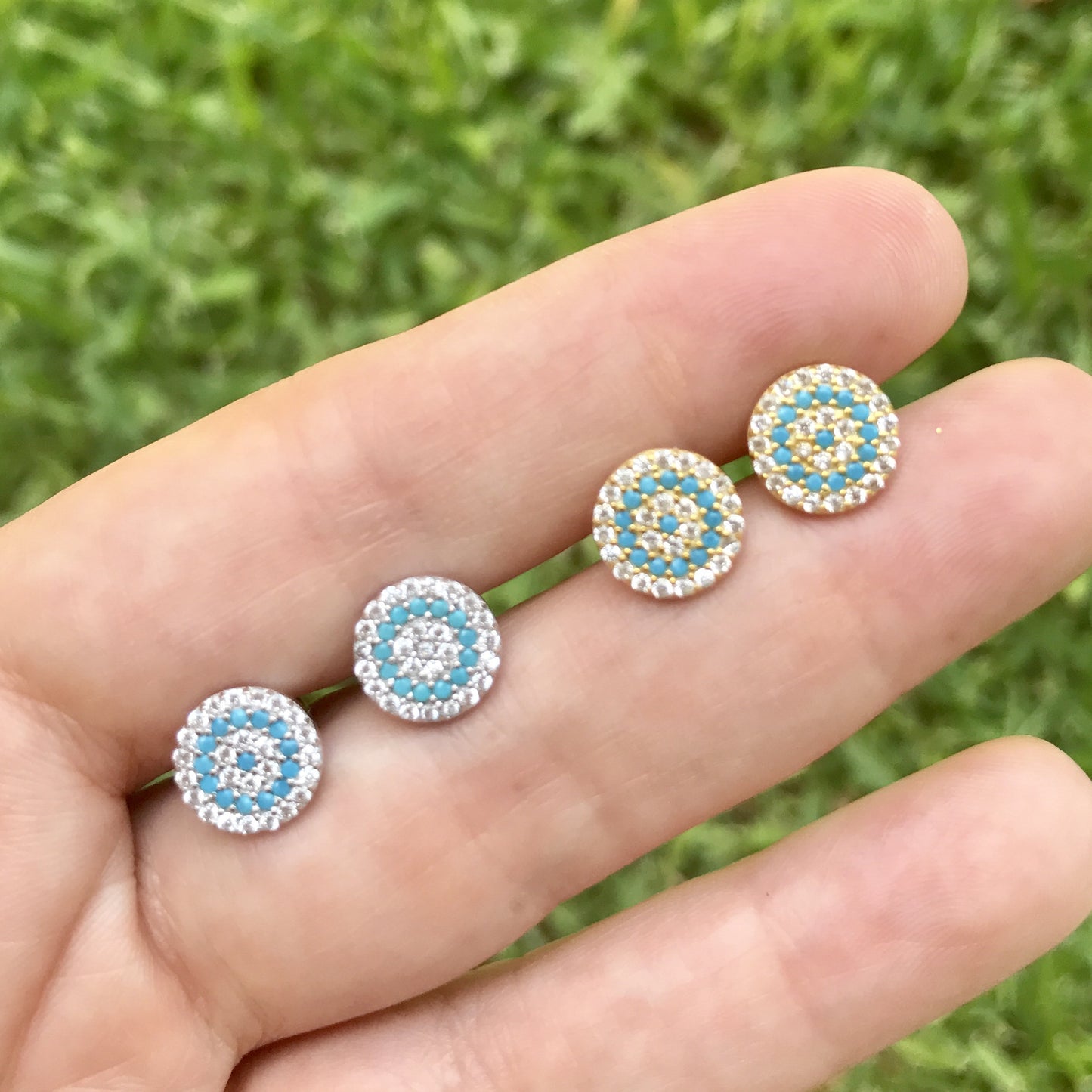 Arete (Broquel) de CIRCULO con OJITO con piedritas TURQUESA