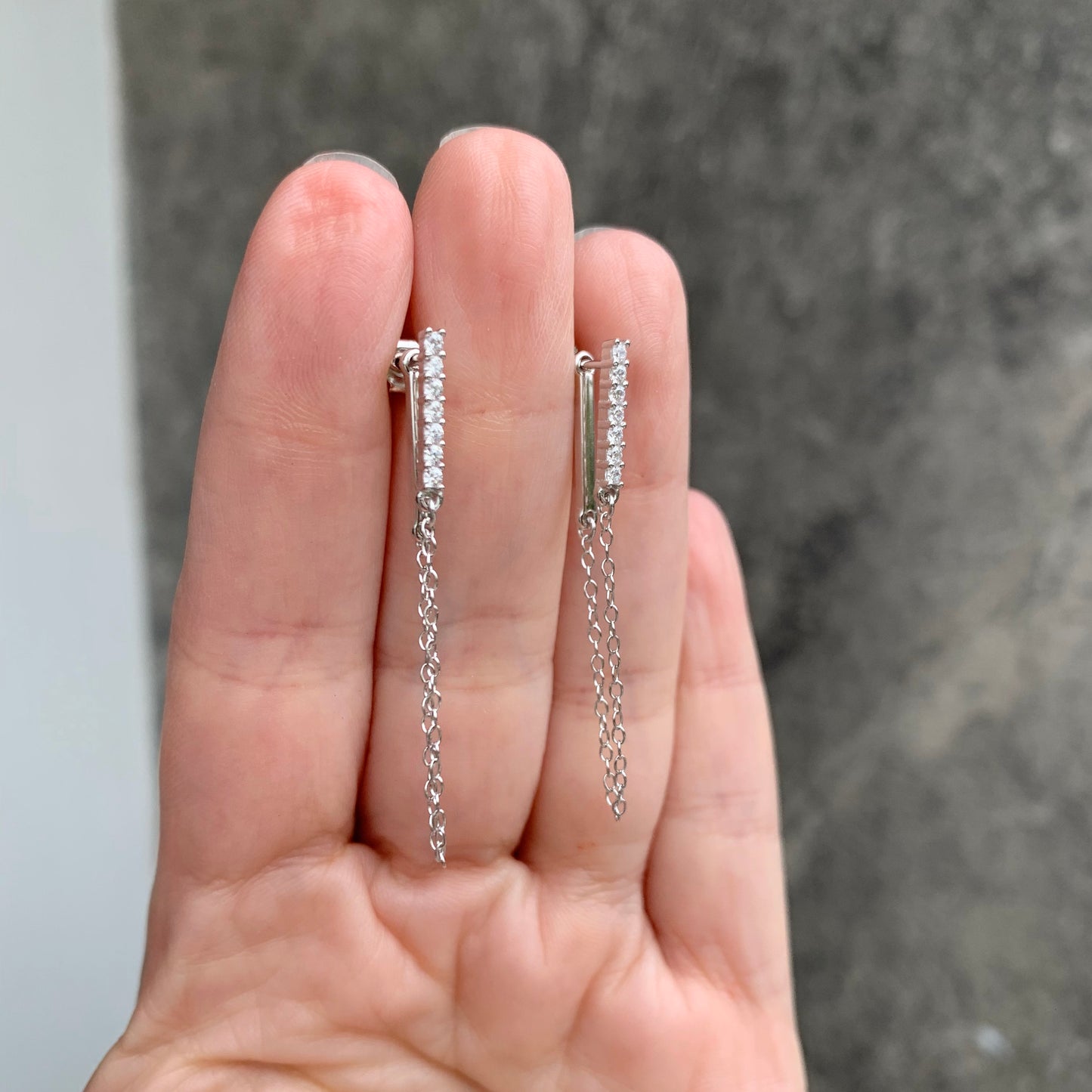 Arete de plata .925 de CADENITA y barra de ZIRCONIAS