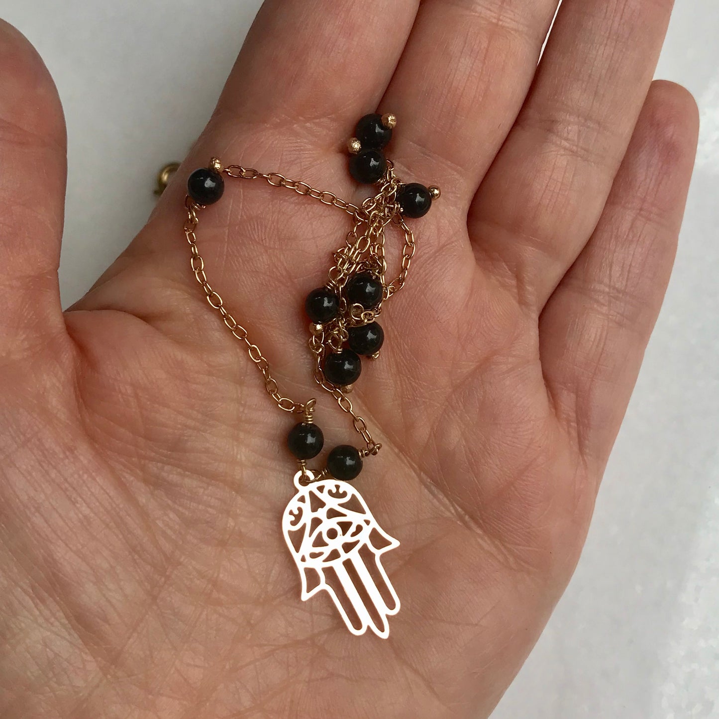 Collar de Oro Brasileño con Piedras Naturales y con DIJE de MANITA