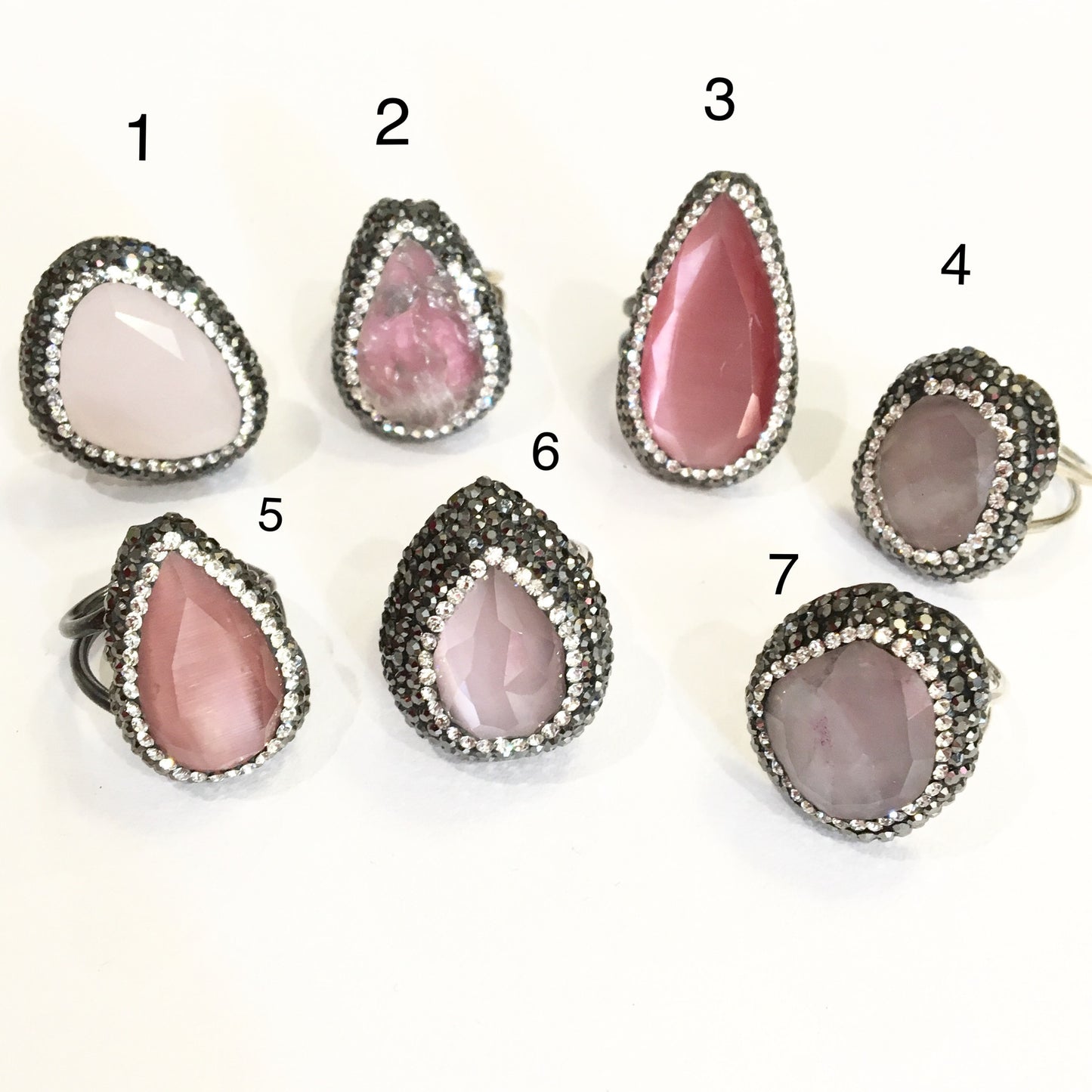 Anillos de plata con piedra natural y cristales ROSAS CON PLATEADO