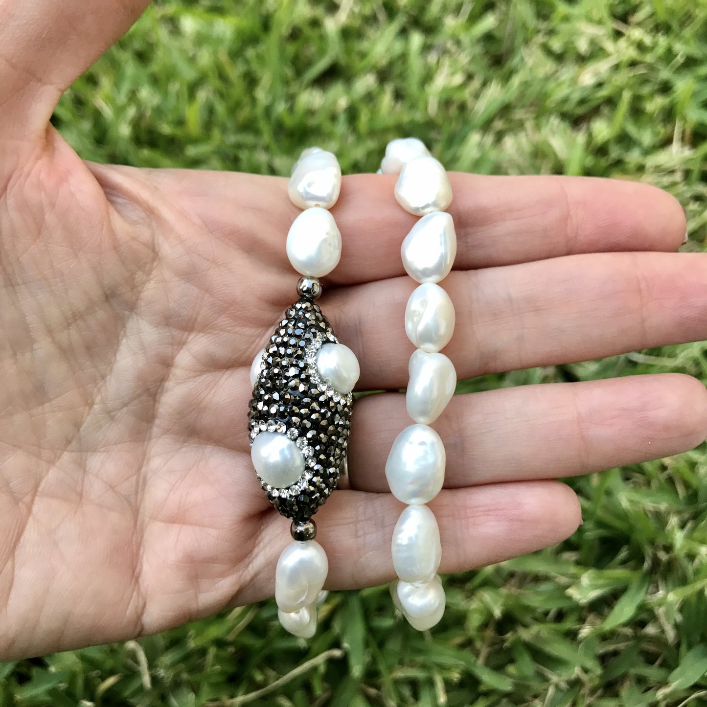 Pulsera de PERLAS con OVALO DE HEMATITA CON PERLAS