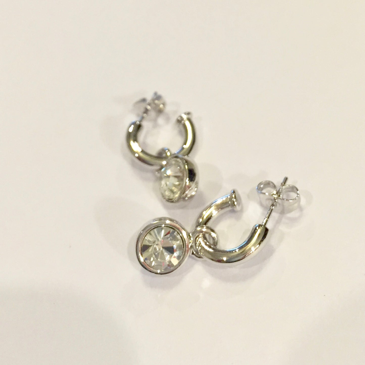 Arete PLATEADO con cristal SWAROVSKI Colgante