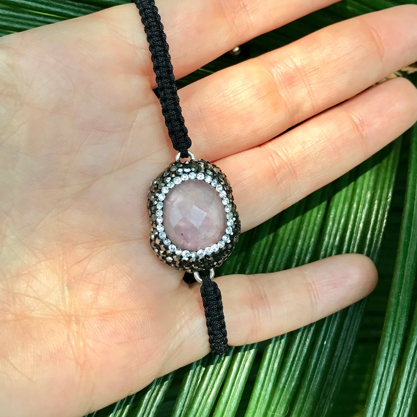 Pulseras de MACRAME NEGRAS con dijes de PLATA y PIEDRA NATURAL