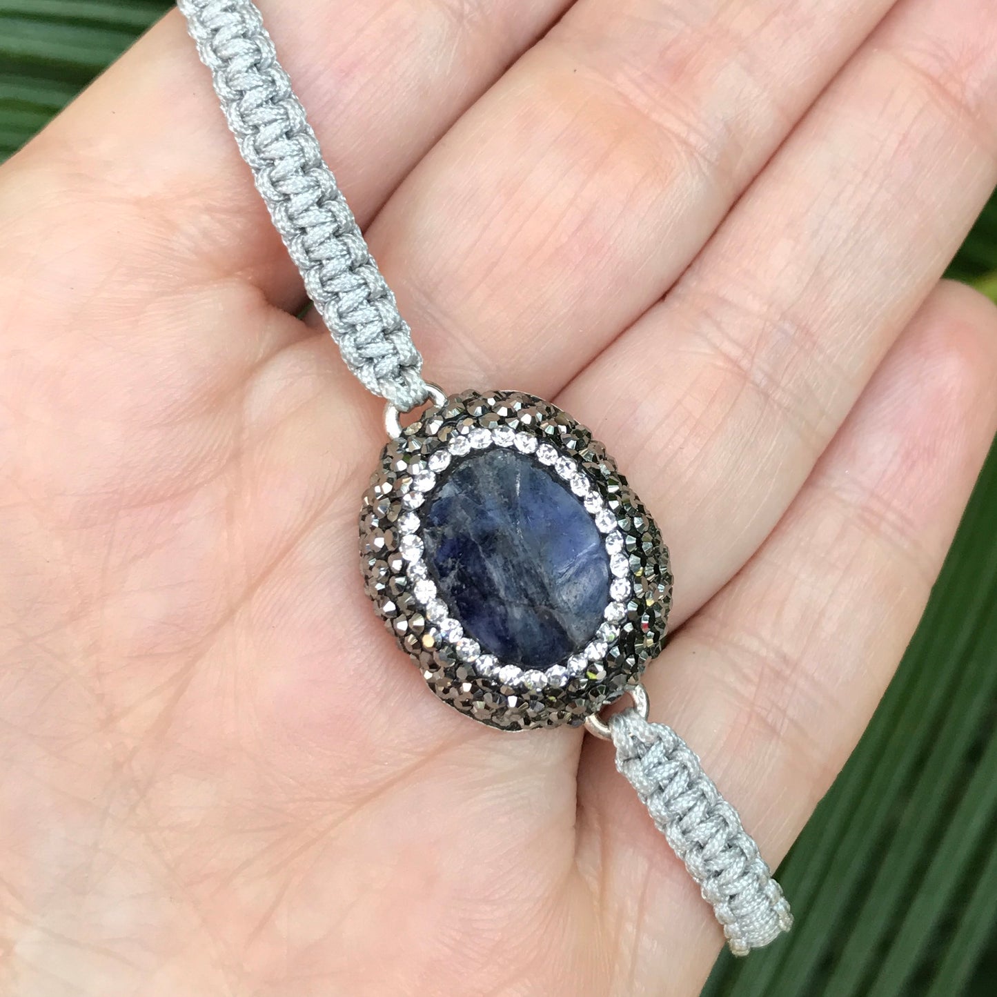 Pulseras de MACRAME con dijes de PLATA y PIEDRA NATURAL