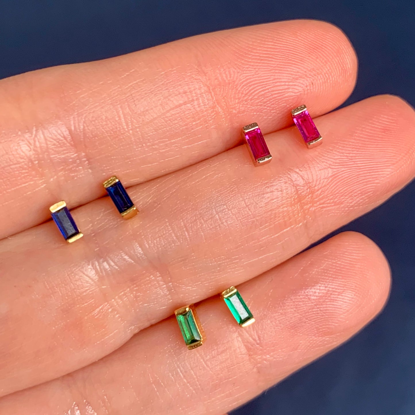 Aretes de BAGUETTE con ZIRCONIA de COLOR