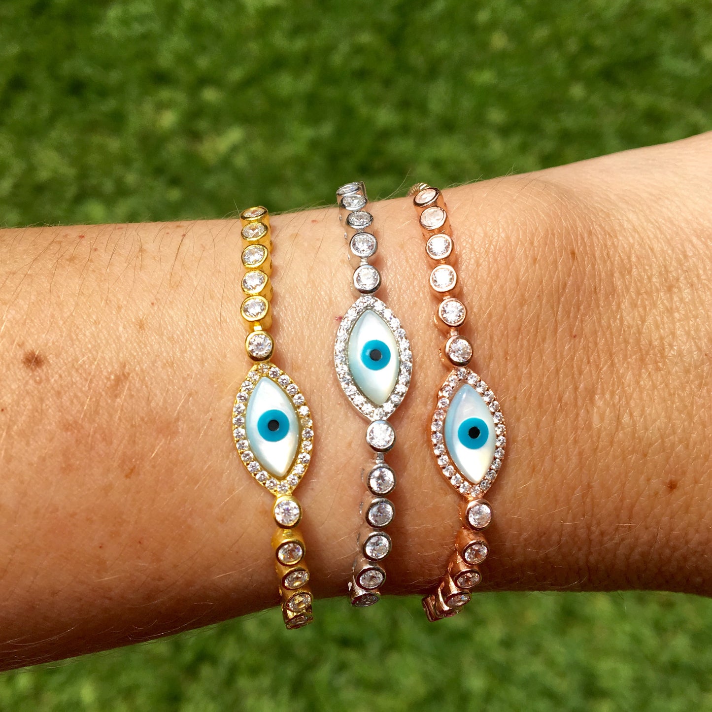 Pulsera ajustable de plata con OJITO y CRISTALES