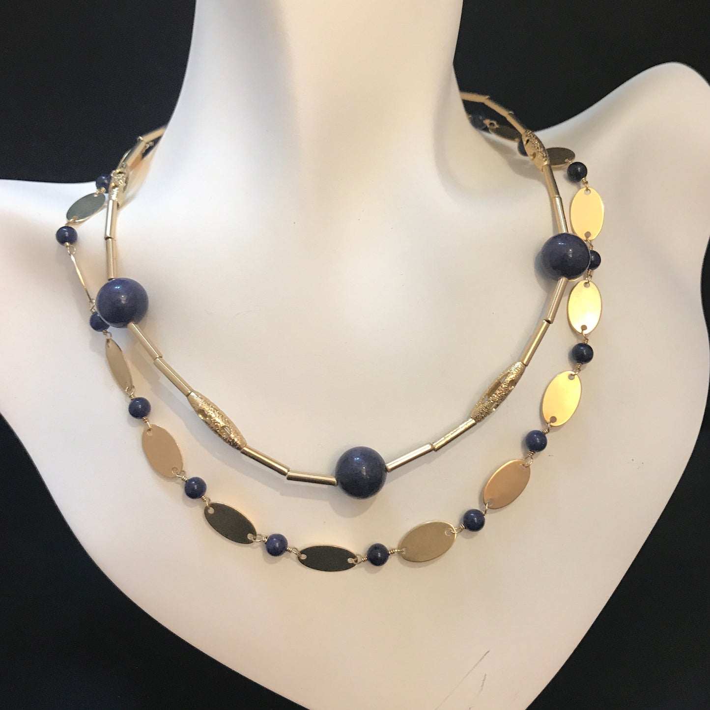 Set de dos COLLARES de Oro Brasileño y PIEDRA NATURAL