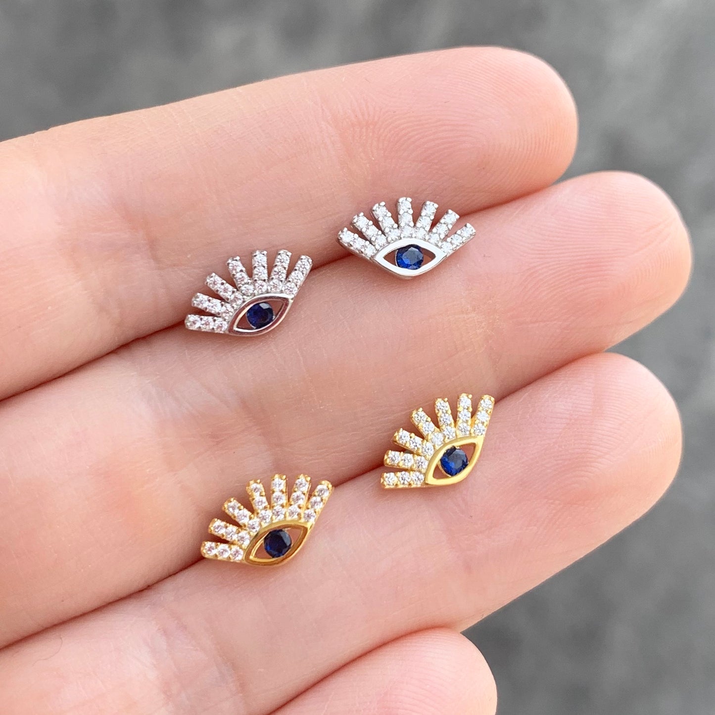 Aretes de PLATA de OJITO con PESTAÑAS con ZIRCONIAS