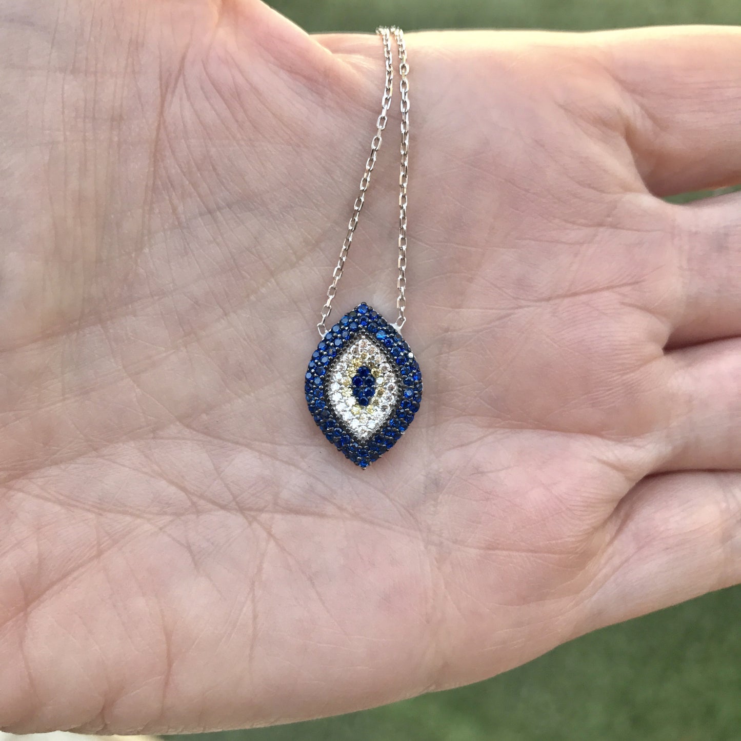 Cadenita de plata .925 con GOTA con OJO