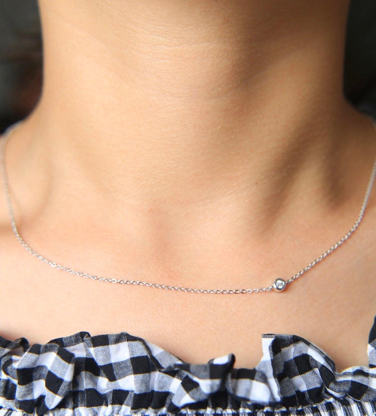 Cadenita CHOKER de plata con ZIRCONIA de lado