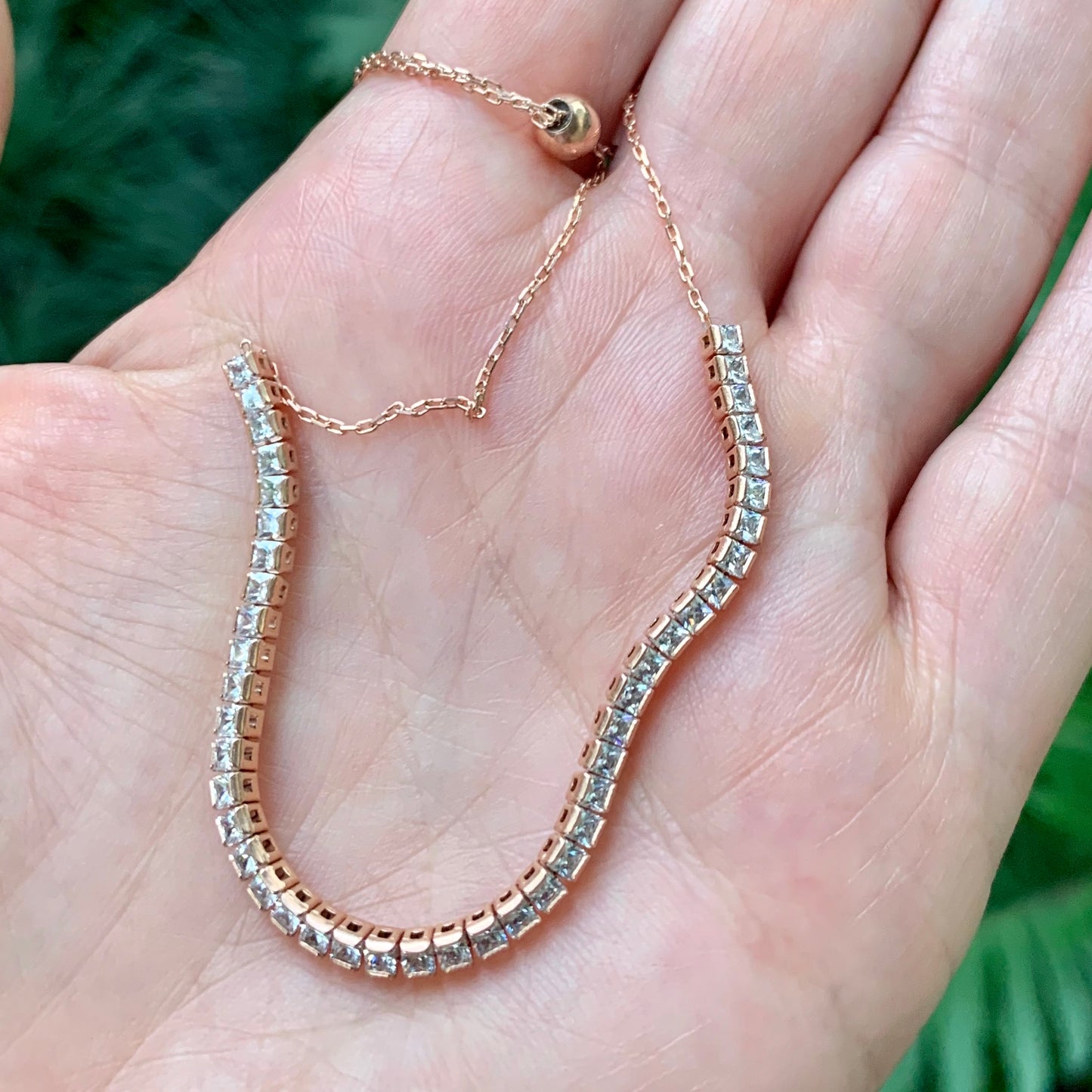 Pulsera ajustable de plata con cristales CUADRADOS con orilla