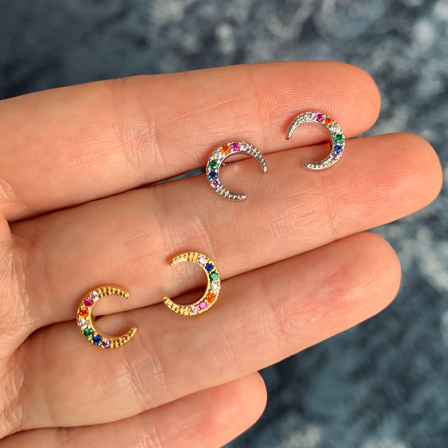 Aretes de LUNA con ZIRCONIAS de COLORES