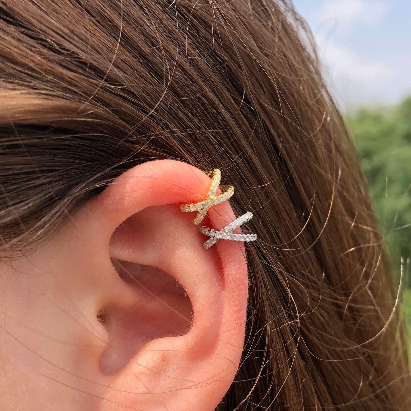 Aretes CUFF de plata de X con zirconias