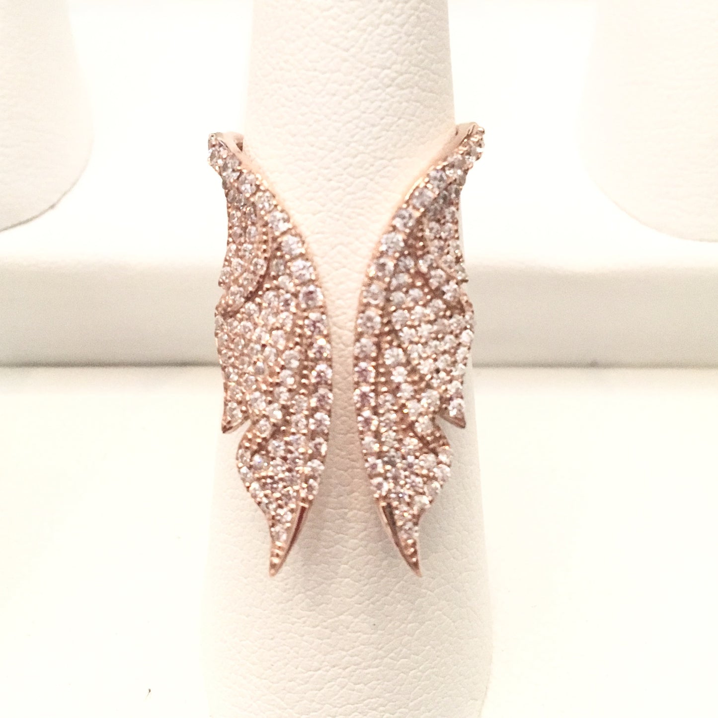 Anillo de plata ROSADO con ALAS con zirconias