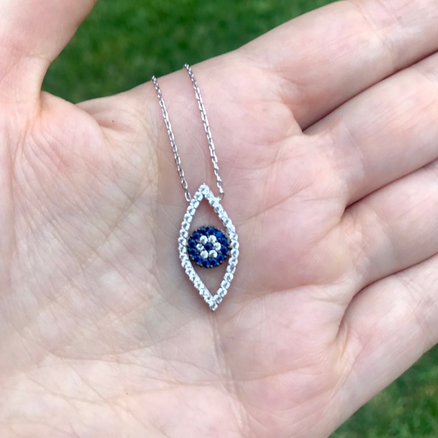 Cadenita de plata .925 con OVALO VERTICAL con OJO