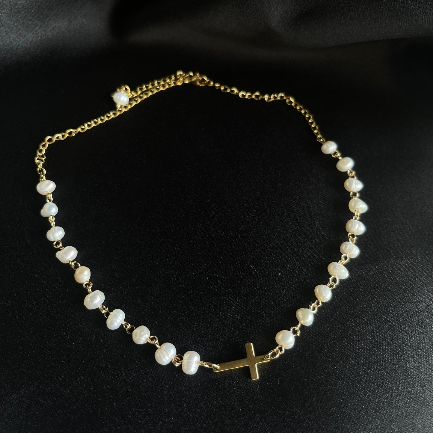 Collar PERLAS con CRUZ