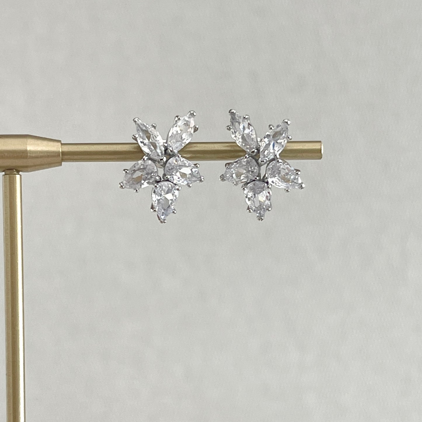 Aretes de rodio con ZIRCONIAS