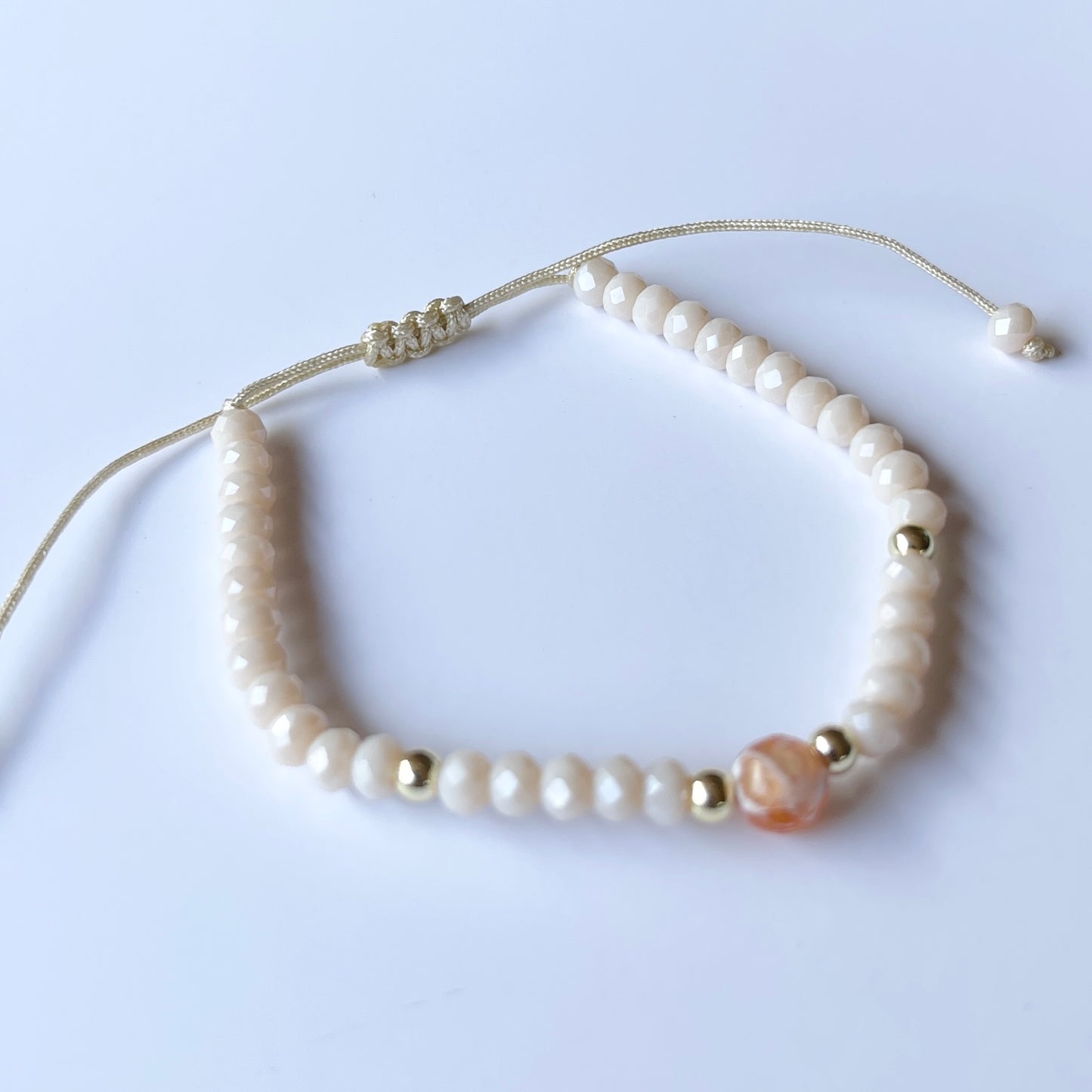 Pulseras ajustables con piedrita