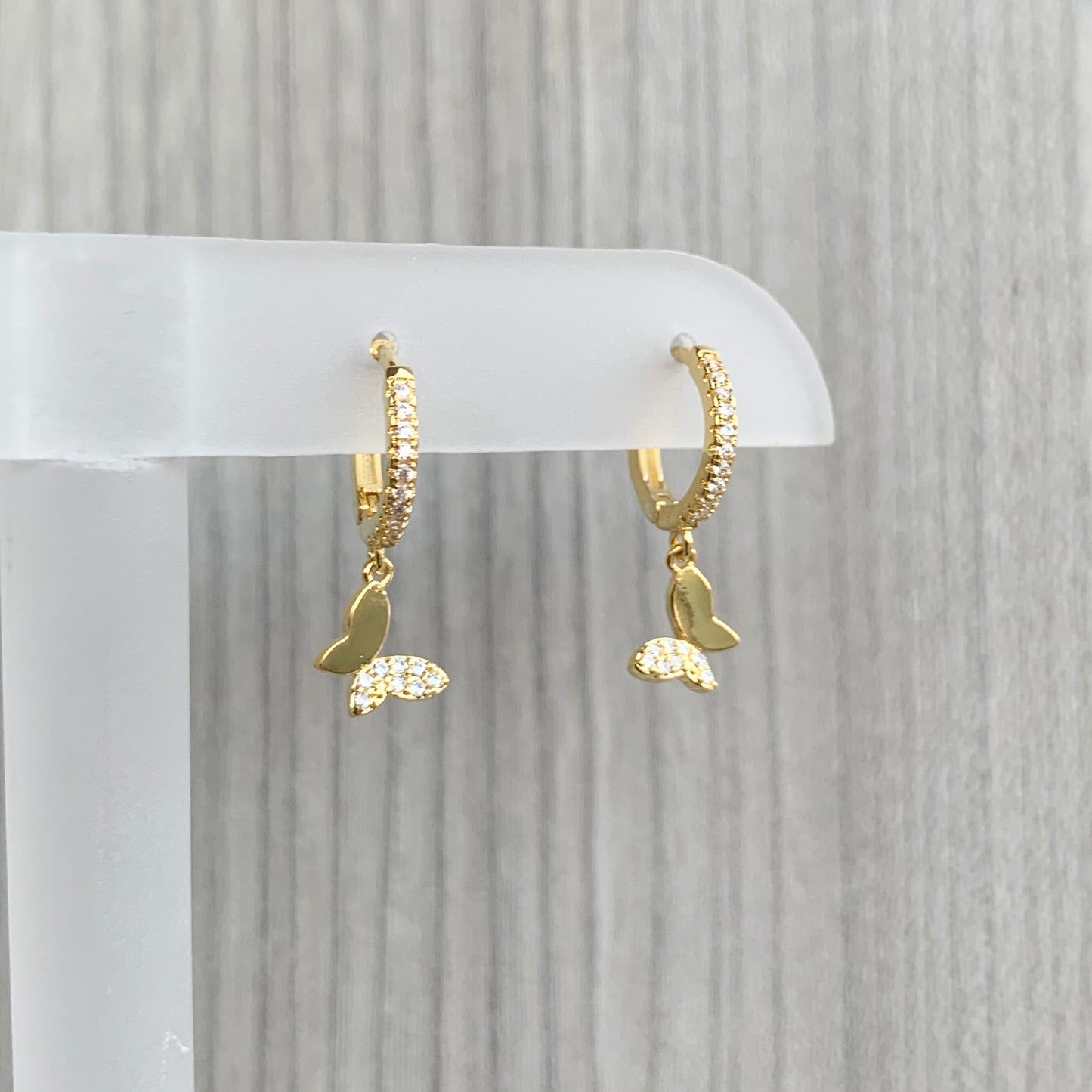 Arracadas de plata .925 con ZIRCONIAS y MARIPOSA