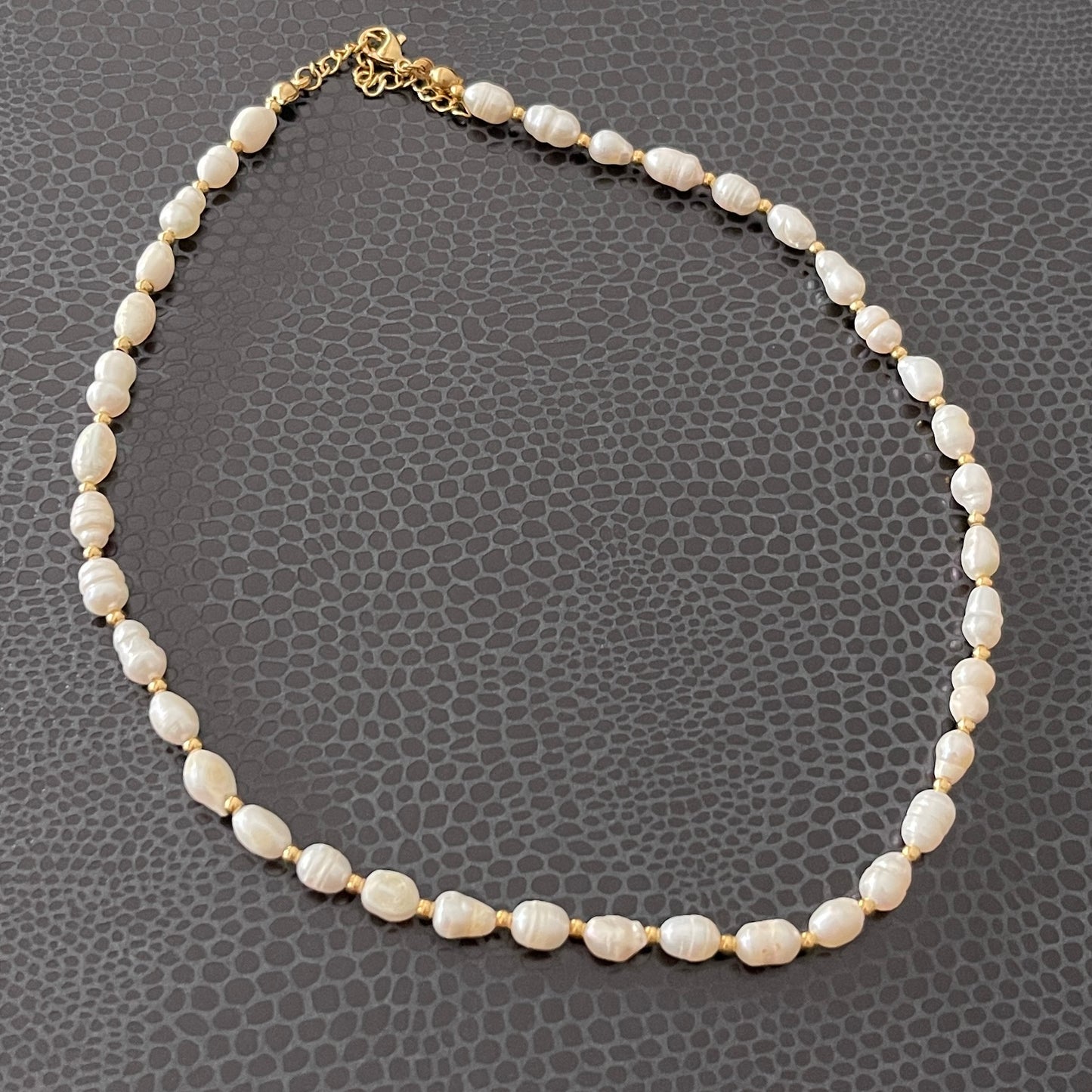 Collar de perlas naturales